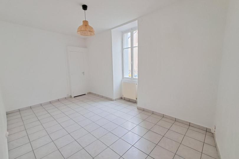 Image 1 Photo n°1 - Louer un appartement studio<br/> de 29 m² à Nantes (44100)