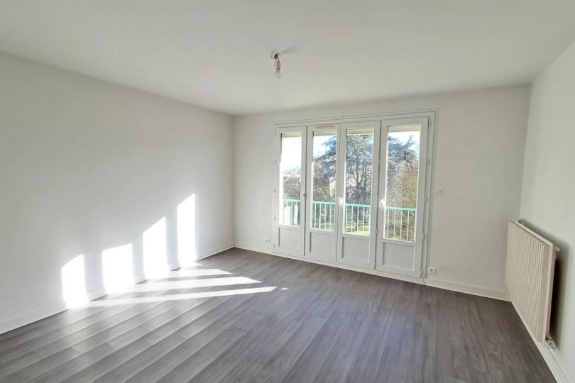 Photo n°1 - Louer un appartement 4 pièces<br/> de 68 m² à Nantes (44300)