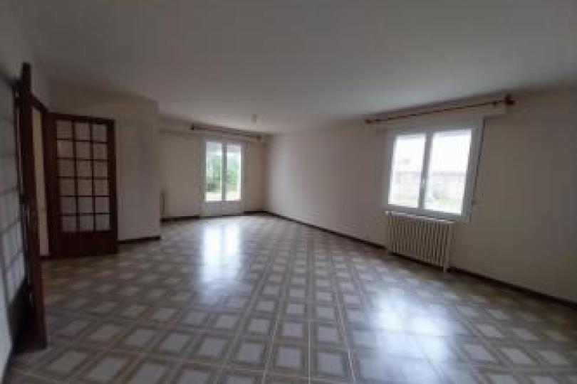 Photo n°3 - Louer un maison 5 pièces<br/> de 126 m² à Nantes (44000)