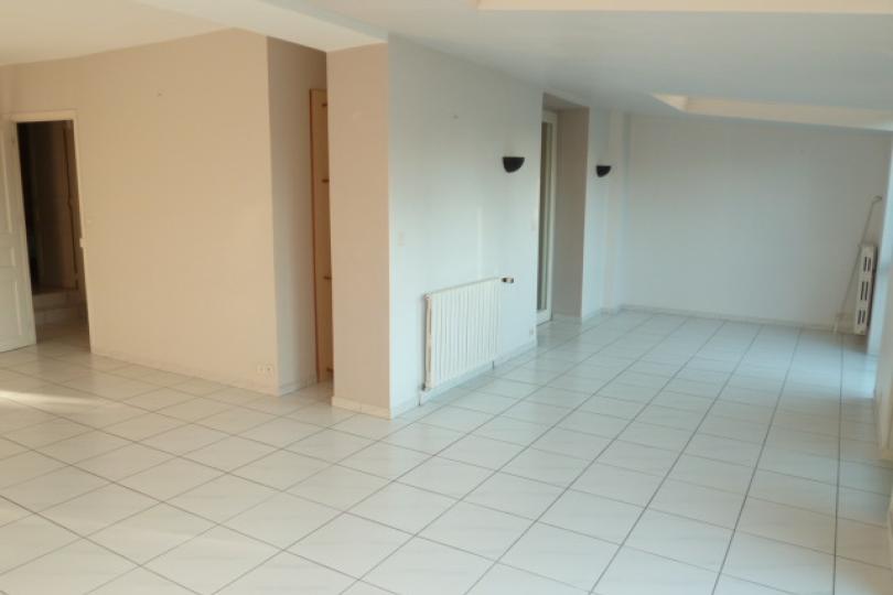 Photo n°3 - Louer un maison 6 pièces<br/> de 119 m² à Nantes (44000)