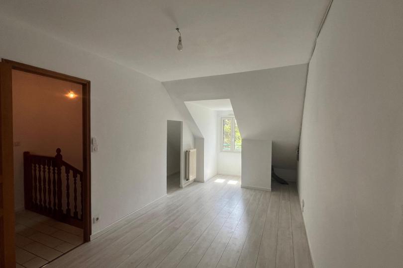 Photo n°6 - Louer un maison 8 pièces<br/> de 195 m² à Nantes (44100)