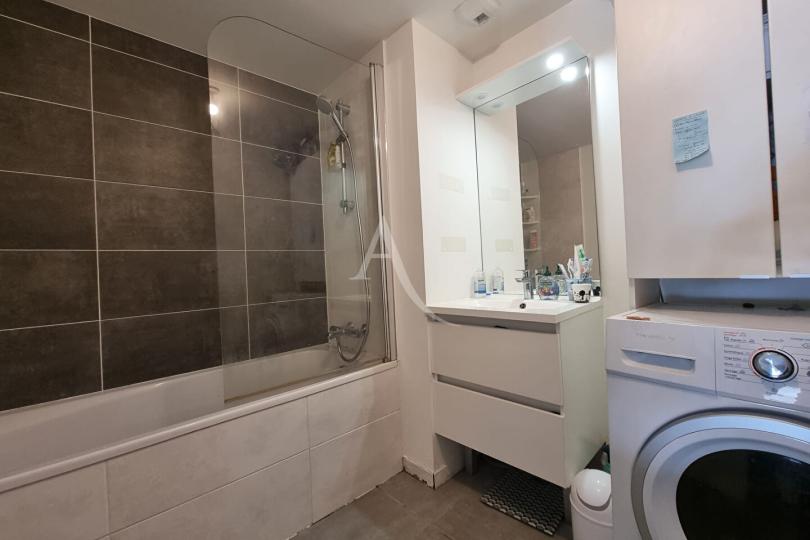 Photo n°10 - Acheter un appartement 4 pièces<br/> de 75 m² à Nantes (44100)