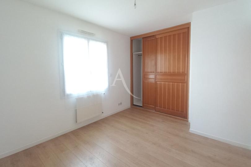 Photo n°12 - Acheter un maison 10 pièces<br/> de 195 m² à Nantes (44100)