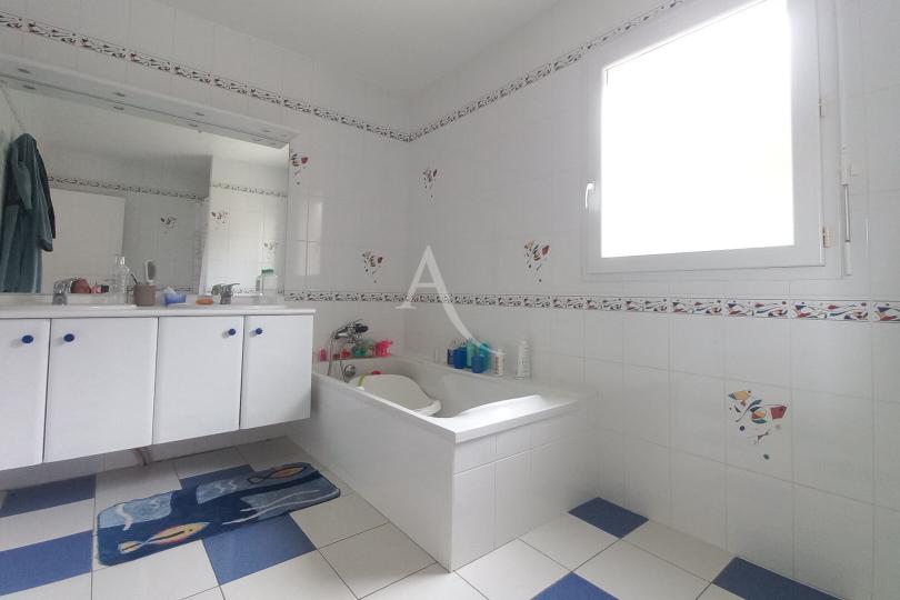 Photo n°13 - Acheter un maison 6 pièces<br/> de 148 m² à Nantes (44100)