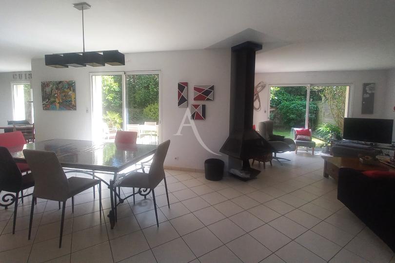Photo n°5 - Acheter un maison 6 pièces<br/> de 148 m² à Nantes (44100)