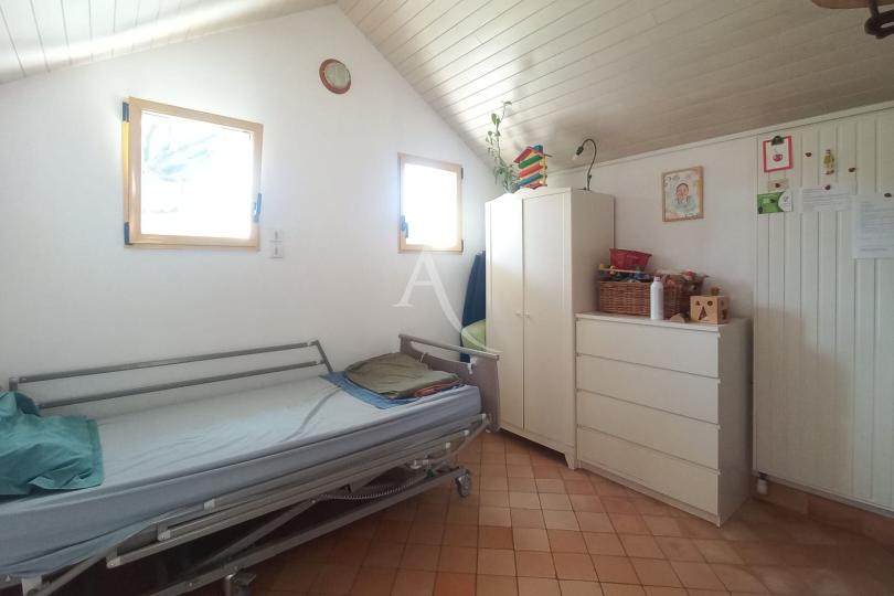 Photo n°9 - Acheter un maison 9 pièces<br/> de 188 m² à Nantes (44100)