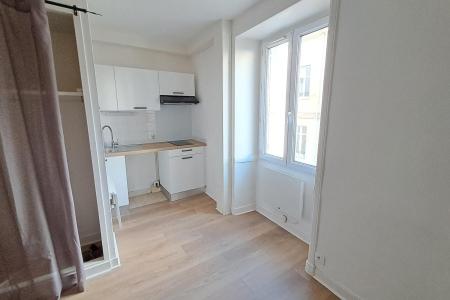 Studio en location à NANTES (GES05010014-189)